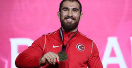 Feyzullah Aktürk, güreşte dünya üçüncüsü oldu