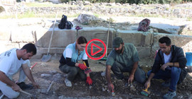 Kütahya'daki Aizanoi Antik Kenti'nde 2 bin yıllık makyaj malzemeleri bulundu