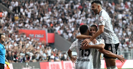 Beşiktaş geriden geldi, maçı aldı