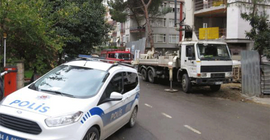 Merdiven çöktü, bir işçi yaralandı