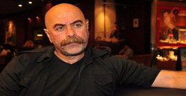 Sansüre, festivalin jüri üyesi Ezel Akay'dan itiraz: FETÖ filan yok filmde...alakası yok