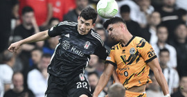 Beşiktaş sahasında Lugano'ya 3-2 yenildi, taraftar yönetime tepki gösterdi