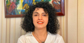 İranlı Nergis Muhammedi, 2023 Nobel Barış Ödülü'nü kazandı