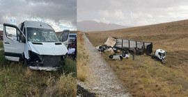 Van- Hakkari yolunda aynı bölgede iki kaza: 12 yaralı