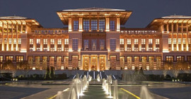 CHP'li Kaya'dan Saray'ın bütçesine tepki: Günlük harcama, asgari ücretle geçinen 3 bin kişinin aylık maaşı