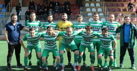 Hakemin burnunu ısıran futbolcuya hapis cezası