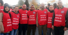 Sendikaya üye olan işçiler, işten atıldı
