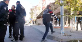 Aynı galeriye 10 günde üçüncü silahlı saldırı: İş yeri sahibi yaralandı