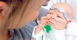 Charlie bebek sağlığına kavuştu
