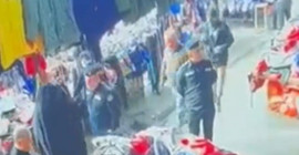 Kerkük'teki Lenge pazarında suikast: Kürt polis başından vuruldu
