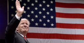 Trump'ın seyahat yasağı onandı