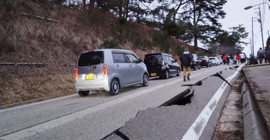 Japonya'da 7.6 büyüklüğündeki depremin ardından: Dört kişi öldü, en az 30 bina yıkıldı