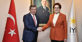 Ahmet Davutoğlu, Meral Akşener ile görüştü