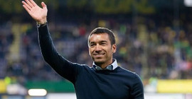 Beşiktaş teknik direktörlük için rotayı Giovanni van Bronckhorst'a çevirdi