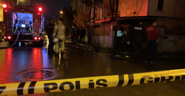 Pendik'te, yakın noktalarda bulunan doğal gaz kutusu ile otomobilde eş zamanlı yangın