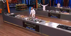 MasterChef All Star'da talihsiz olay: Tabağından streç çıktı, finale veda etmesine neden oldu