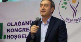 Bakırhan'dan Antalya'da CHP'li belediyeye tepki: Salon vermeyene oy vermeyiz