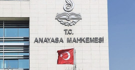 Anayasa Mahkemesi üç siyasi partinin hukuki varlığının sona erdiğine hükmetti