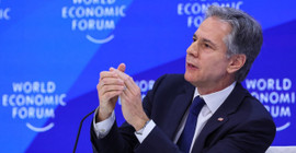 Davos dönüşündeki Blinken'ın uçağı arızalandı