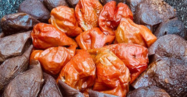 Birçok kişi tekniğini bilmiyor. Kuru patlıcan dolmasının iyi pişmesini sağlayan tüyo