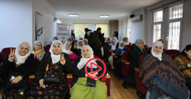 Açlık grevindeki mahpusların aileleri ve Barış Anneleri Ankara'da bir araya geldi