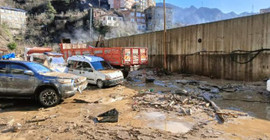 Artvin'de sel ve heyelan riski nedeniyle beş bina boşaltıldı