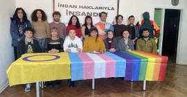 Kuirfest’ten yasağa tepki: 'Siz bizi yağlı güreş sporu, kendinizi de yenilgiye doymayan pehlivan sanmışsınız'
