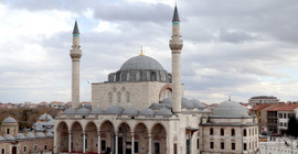 Akın akın Konya'ya göç başladı! Valizini alan yerleşiyor. Nedeni de belli oldu