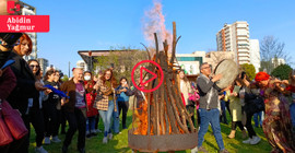 Mersin Cemevinde Newroz coşkusu | AKD Genel Başkanı, “Cemevlerine mescit yapılsın” teklifine tepki gösterdi
