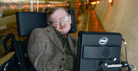 Stephen Hawking uzaya gidiyor