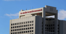 Hazine 3 ayda 337 milyar borçlandı