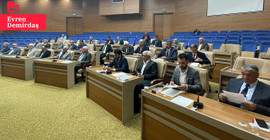 AKP'li üyeler AKP'li başkanı boşa düşürdü: Elazığ il genel meclisinde muhalefet oy birliğiyle komisyonlarda