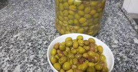 Uyku öncesi zeytin yemenin şaşırtan etkisi. Bakın uyku öncesi 11 zeytin yenirse ne oluyor...