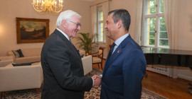 Almanya Cumhurbaşkanı Steinmeier, Özgür Özel ile görüştü