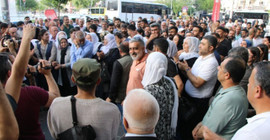 DEM Parti binasına baskın Batman'da protesto edildi: Terörize etme çabaları sonuç vermeyecek