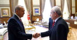 Kılıçdaroğlu'ndan 10 maddelik 'Saray' yazısı: Kurabiyeler haramdır diye yemedim