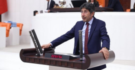 Dem Partili Bozan Meclis gündemine taşıdı: Akdeniz ilçe emniyet müdürünün oğlu belediyeden düzenli maaş almış