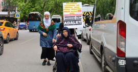 Barış annesi Akman'dan Şenyaşar'a destek ziyareti