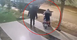 Yemek siparişi verip kuryelerin motosikletlerini çaldılar: Altı gözaltı