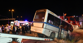 Kırıkkale'de trafik kazası: 22 yaralı