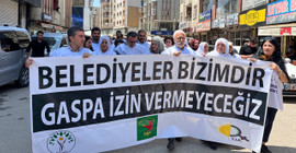 'Demokrasi Yürüyüşü' ikinci gününde: 'Bu yürüyüş kayyım gaspı sona erene kadar devam edecek'
