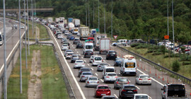 Anadolu Otoyolu'nun Bolu geçişinde bayram tatili trafiği