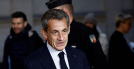 Sarkozy'den Macron'a uyarı: Seçim kararı büyük risk, geri tepebilir