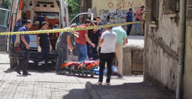 Diyarbakır'da 33 yaşındaki Hilal Kar sokakta yürürken vurularak öldürüldü