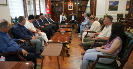 CHP'li heyetten Diyarbakır Büyükşehir Belediyesine ziyaret