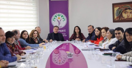 DEM Parti MYK'si 'yangın' ve 'kayyım' gündemleriyle toplandı