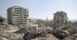 58 kişinin öldüğü Ebrar Sitesi A Blok'a ilişkin dava 17 Ekim’e ertelendi