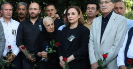 Kürt siyasetçi Orhan Doğan mezarı başında anıldı