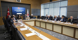 Ceren Sözeri, Meclis'teki Google toplantısını yazdı: 'Saçınızı başınızı yolabilirsiniz'