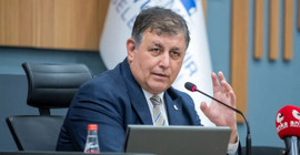 Cemil Tugay, 'Şehir Tiyatroları'nın yol haritasını anlattı: Yönetmeliğin güncellenmesi zorunluluk